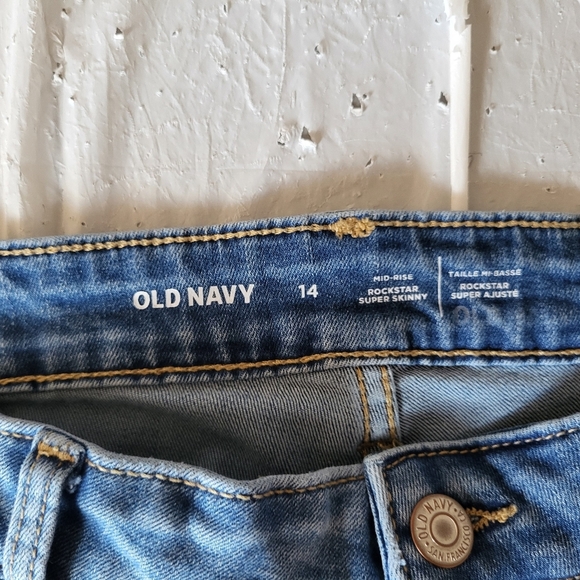 Old Navy Light Blue Women's Skinny Jeans, Size 14 (32) - Picture 3 of 4